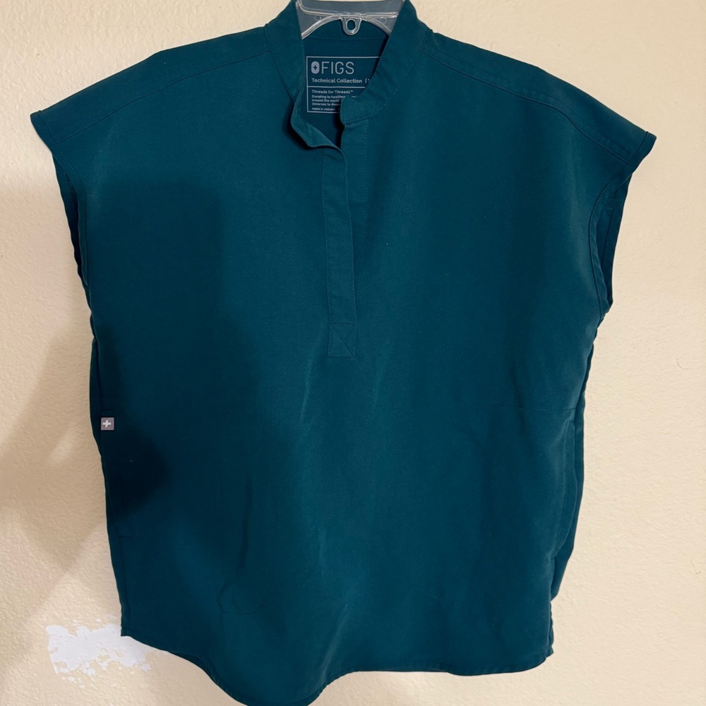 Figs Forest Green Rafaela Top Zamora Bottom Set